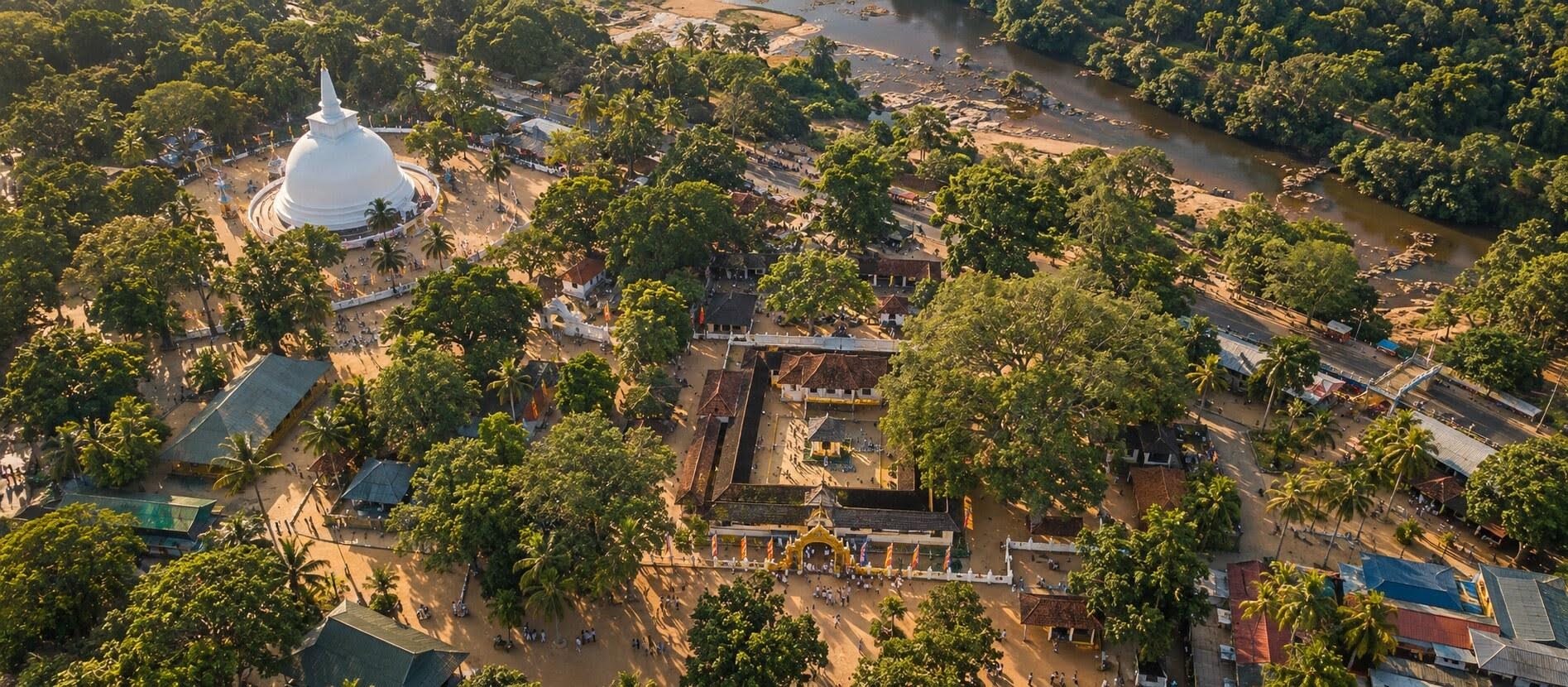 கதிர்காமம்: அங்கு சென்றதும் உண்மையில் செய்ய வேண்டியவை